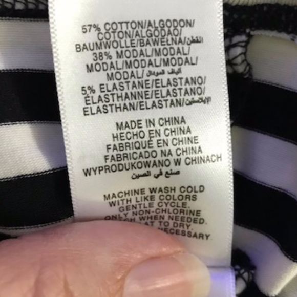 Jones New York Stripe Shirt W/Keyhole Back - Picture 6 of 6